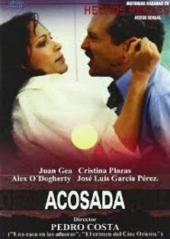 Постер фильма «Acosada»