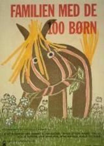 Постер фильма «Familien med de 100 børn»