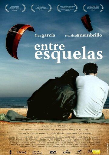 Постер фильма «Entre esquelas»