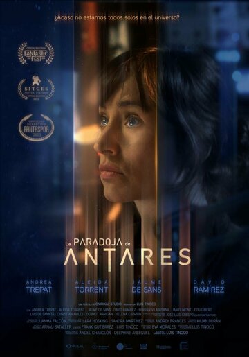 Постер фильма «La paradoja de Antares»