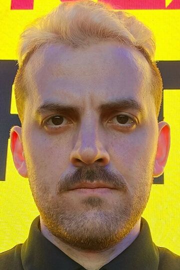Павел Лесников