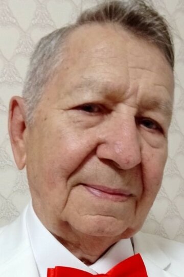 Юрий Старцев