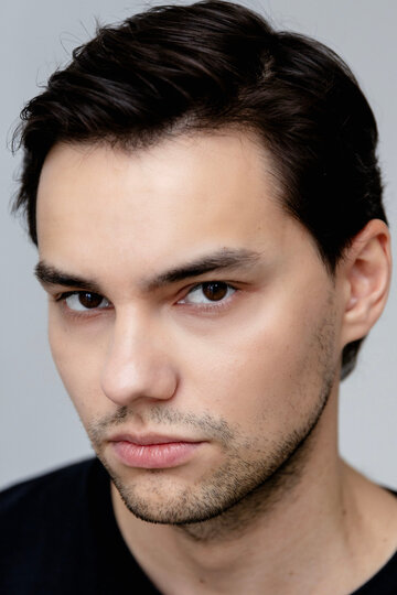 Егор Комаров