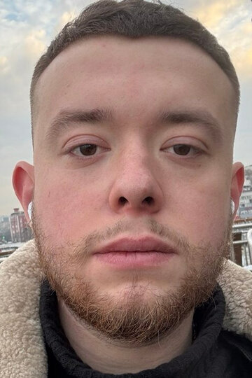 Глеб Буцев