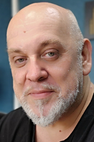 Велизар Бинев