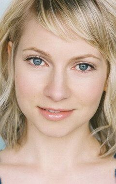 Анна Рени Мур