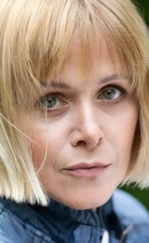 Анета Себюла-Хикинботэм