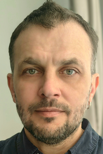 Игорь Минаков