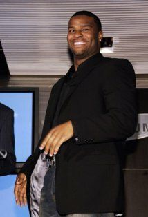 Osi Umenyiora