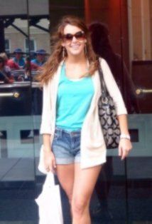Lindsey Holland