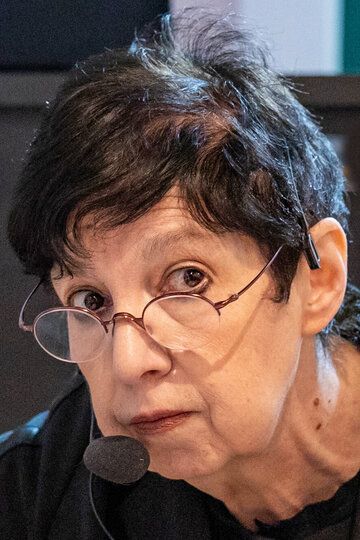 Вероника Долина
