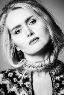 Annika Álofti