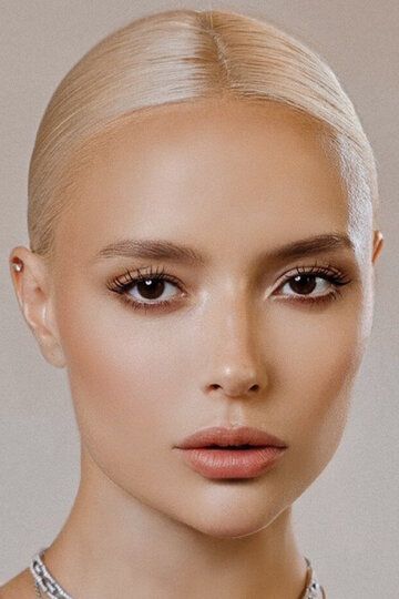 Анна Александрова