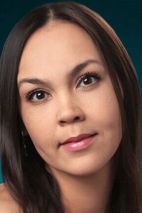 Елена Лукманова