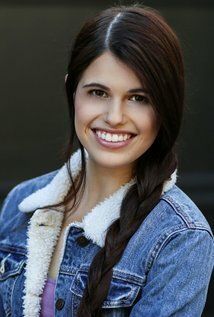 Gabrielle Tom