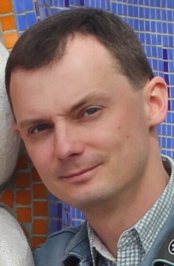 Денис Золотарев
