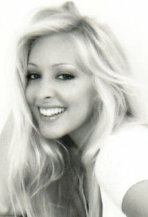 Леа Джеймс