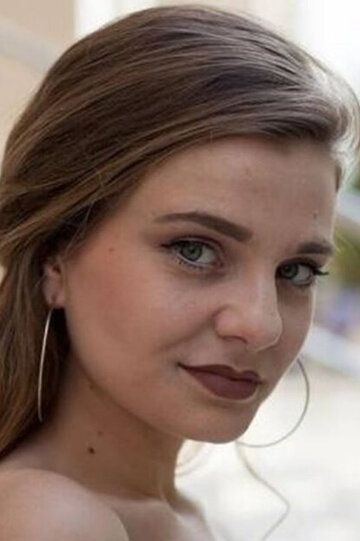 Ана Вуядинович