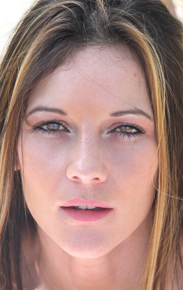 Mandy Flores