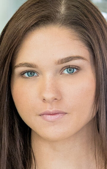 Zoe Bloom
