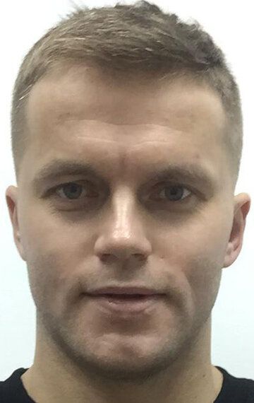 Дмитрий Голышев