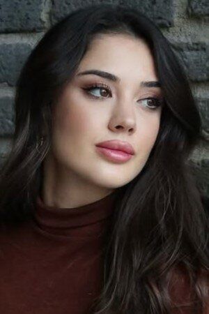 Büsra Yilmaz