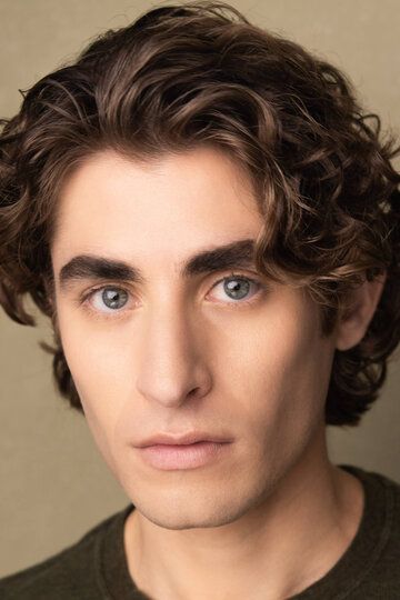 Adam Santa Cruz