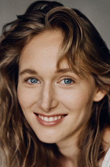 Theresa Riess