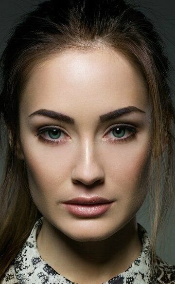 Александра Попова