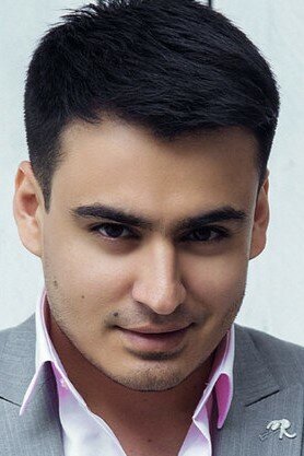 Али Атаджанов