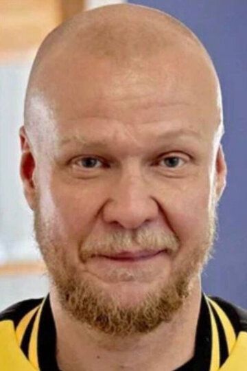 Илья Константинов