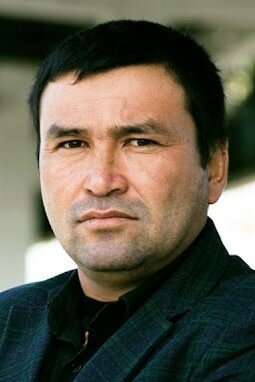 Бахтиёр Поёнов