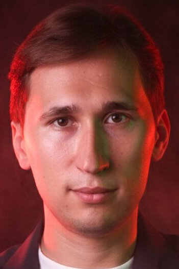 Владислав Савин