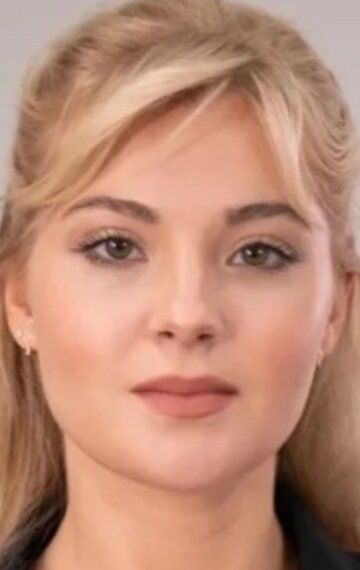Александра Иванова