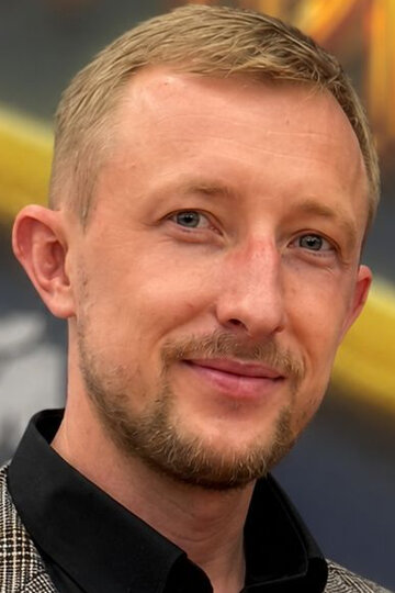Евгений Семенов